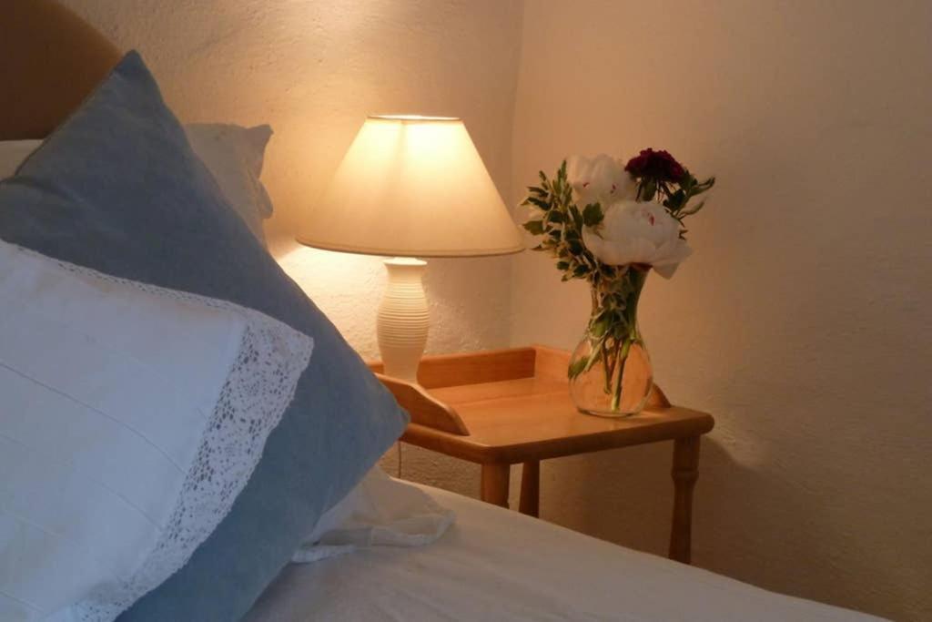 The Snug At Cornish Barn Holidays Truro Exterior photo